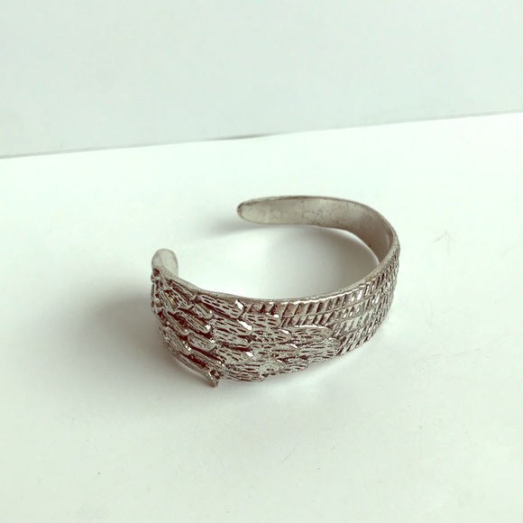 Lucky Brand Angel Wing Silver tone Cuff Bracelet - Picture 2 of 7
